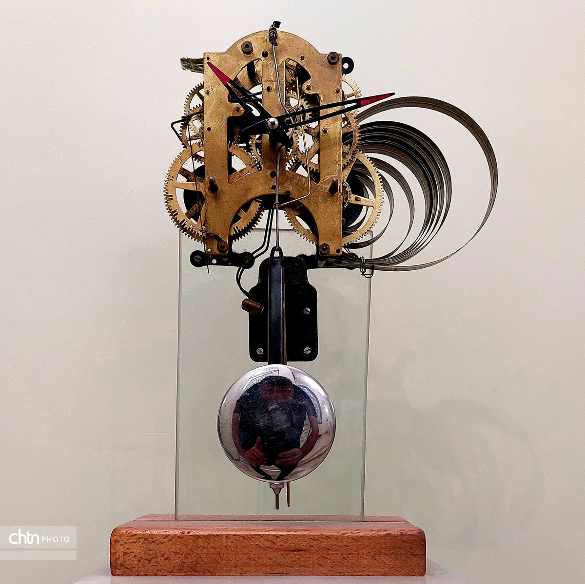 در این خانه قجری زمان ایستاده است!/ ساعت به وقت تاریخ