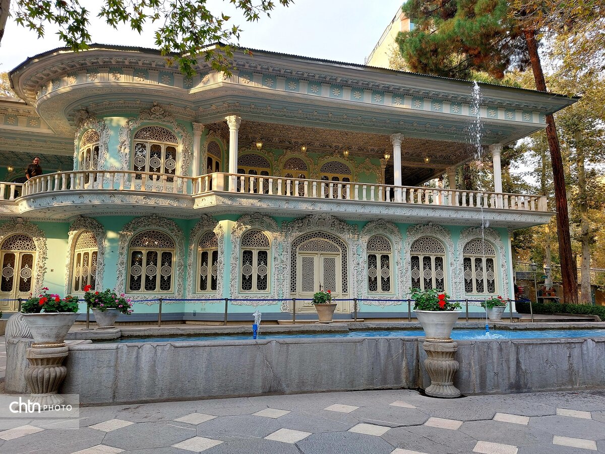 در این خانه قجری زمان ایستاده است!/ ساعت به وقت تاریخ