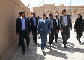 بازدید استاندار یزد از بافت تاریخی و روند برگزاری رویدادهای رمضانی - نوروزی