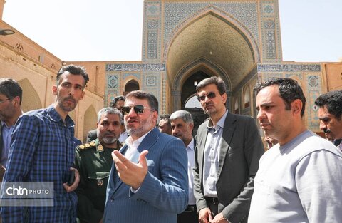 بازدید استاندار یزد از بافت تاریخی و روند برگزاری رویدادهای رمضانی _ نوروزی