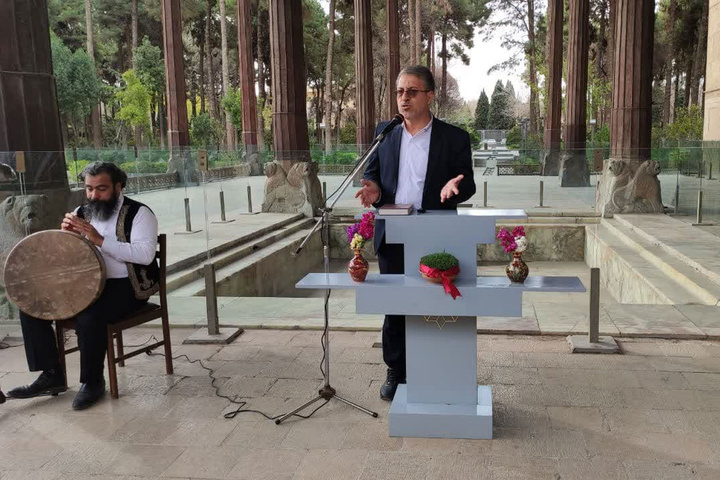 همگرایی، محور اصلی فعالیتهای ستاد هماهنگی خدمات سفر استان اصفهان همگرایی، محور اصلی فعالیتهای ستاد هماهنگی خدمات سفر استان اصفهان