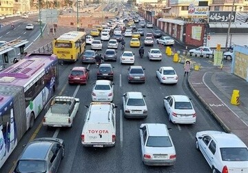 تردد ۳میلیون و ۶۶۱ هزار خودرو در محورهای مواصلاتی استان کرمانشاه از آغاز تعطیلات نوروز
