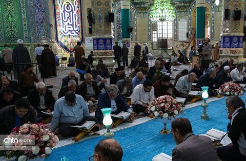 ترتیل خوانی قرآن کریم در مسجد مقدس جمکران