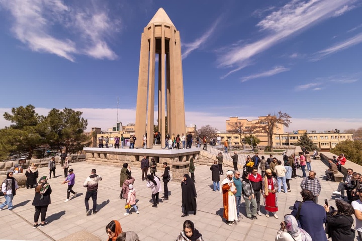 برنامه‌های فرهنگی با محوریت نوروز و رمضان در همدان در حال اجراست