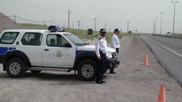 ۱۲۴ تیم گشتی پلیس‌راه کرمانشاه خدمات‌ترافیکی به مسافران نوروزی ارائه می‌دهند