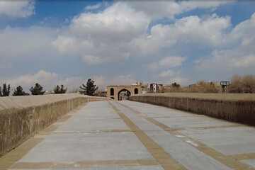 مرمت پل تاریخی شهرستان اتمام یافت/ گردشگران مهمان زاینده‌رود و قدیمی‌ترین پل تاریخی اصفهان می‌شوند
