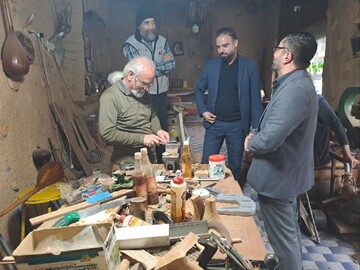 تکریم نوروزی پیشکسوتان ساخت سازهای سنتی در کرمانشاه