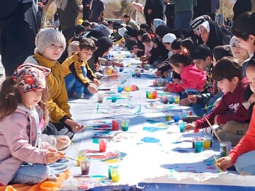 برپایی مسابقه نقاشی کودکان در پارک سیفیه ملایر