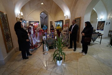 بازدید بیش از ۱۲۰۰ نفر از موزه صنایع‌دستی اردبیل/ بازارچه‌های صنایع‌دستی اردبیل روزهای پررونقی را شاهد هستند