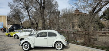 برگزاری نمایشگاه خودروهای کلاسیک در دولتخانه صفوی قزوین