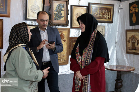 بازدید معاون صنایع دستی از سی و یکمین نمایشگاه قرآن کریم