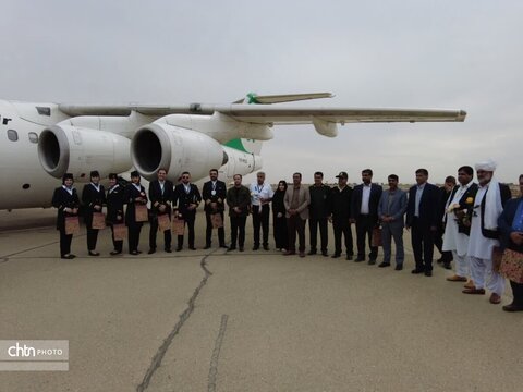 استقبال مدیرکل میراث‌فرهنگی سیستان و بلوچستان از اولین مسافران نوروزی فرودگاه زابل