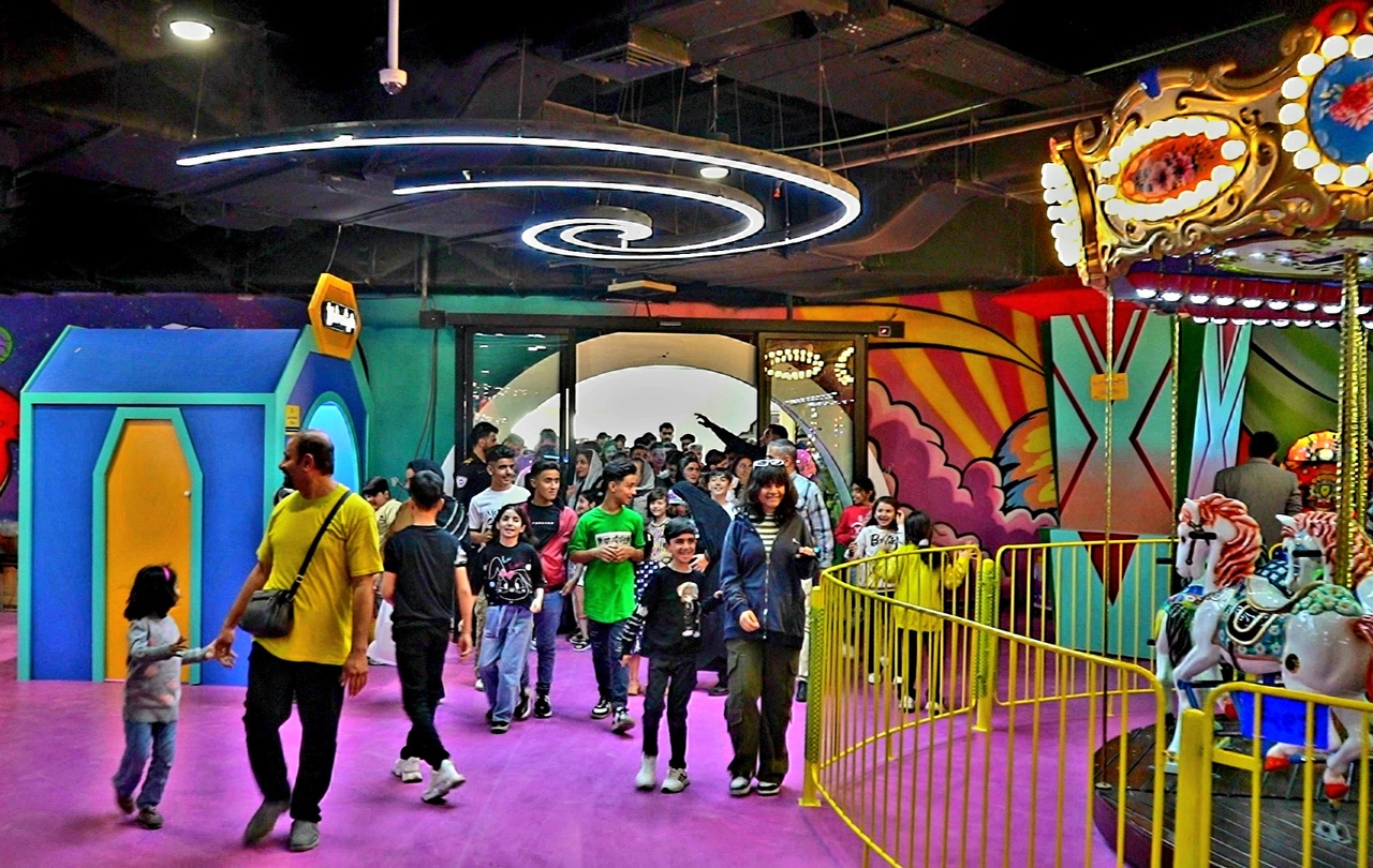 گشایش یکی از بزرگترین شهربازیهای سرپوشیده ایران در دزفول