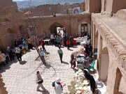 استقبال پرشور گردشگران و مسافران از بازارچه نوروزی خواجه خضر بیرجند