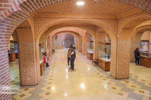 استقبال گردشگران نوروزی از موزه باستان شناسی اردبیل