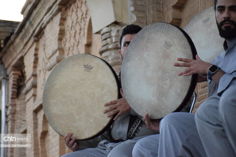 طنین دلنشین صدای دف در کاخ موزه خسروآباد