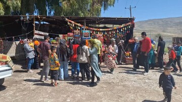 بازدید ۲۲هزار مسافر نوروزی از نمایشگاه صنایع‌دستی و سوغات محلی فیروزآباد