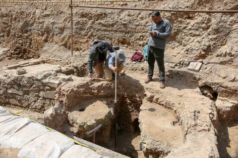 کشف آثاری از تاریخ گمشده اصفهان در گذر کمر زرین