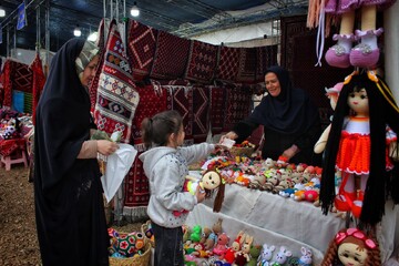 کارگاه‌ها و نمایشگاه‌های صنایع‌دستی در مازندران میزبان ۵۰۰ هزار بازدیدکننده بود
