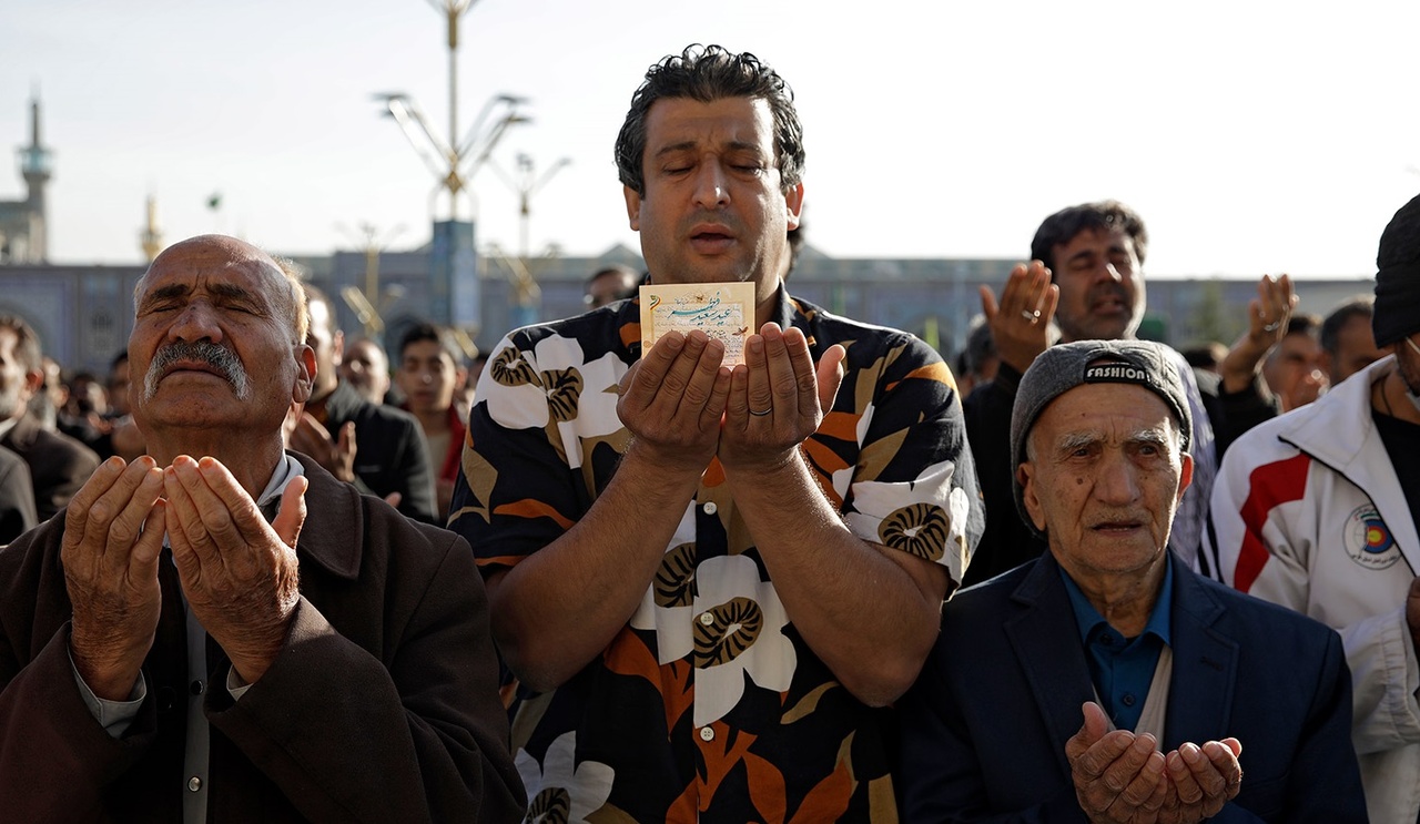 شکوه نماز عید فطر در کنار خورشید خراسان