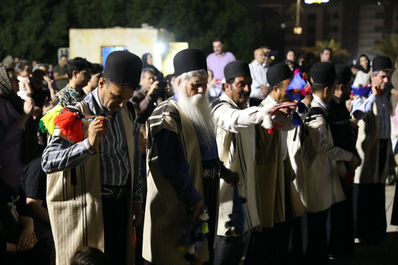 نمایش عیدانه صنایع‌دستی و هنر اقوام ایرانی در اهواز به‌مناسبت عید فطر