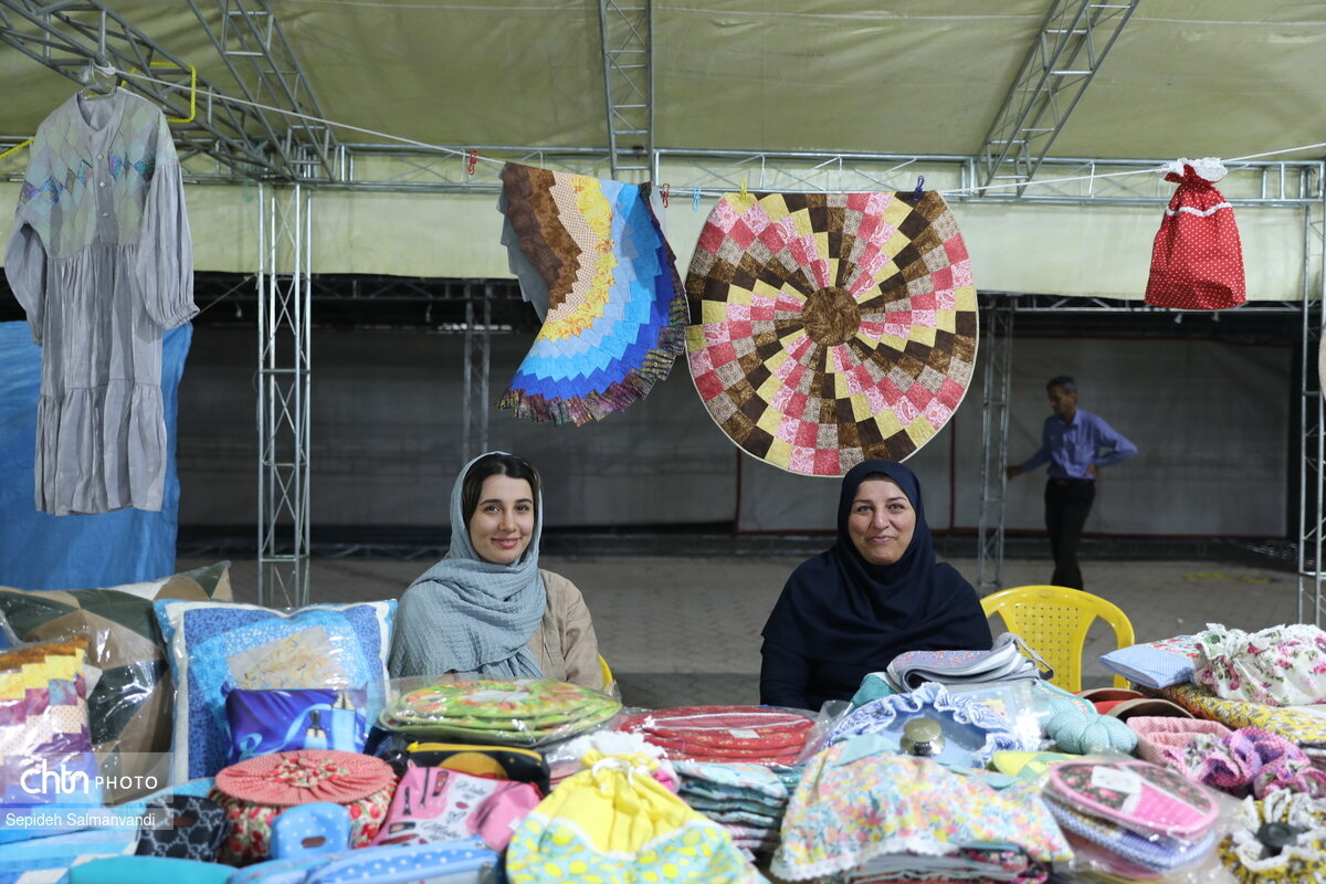 نمایش عیدانه صنایعدستی و هنر اقوام ایرانی در اهواز بهمناسبت عید فطر