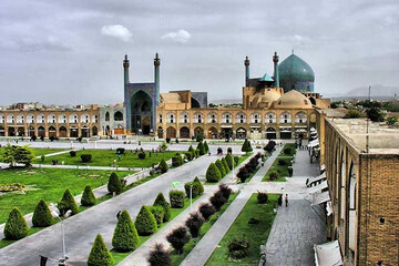 میزبانی اصفهان از یک میلیون و ۳۰۰هزار مسافر نوروزی/ رضایتمندی گردشگران از سفر به نصف جهان