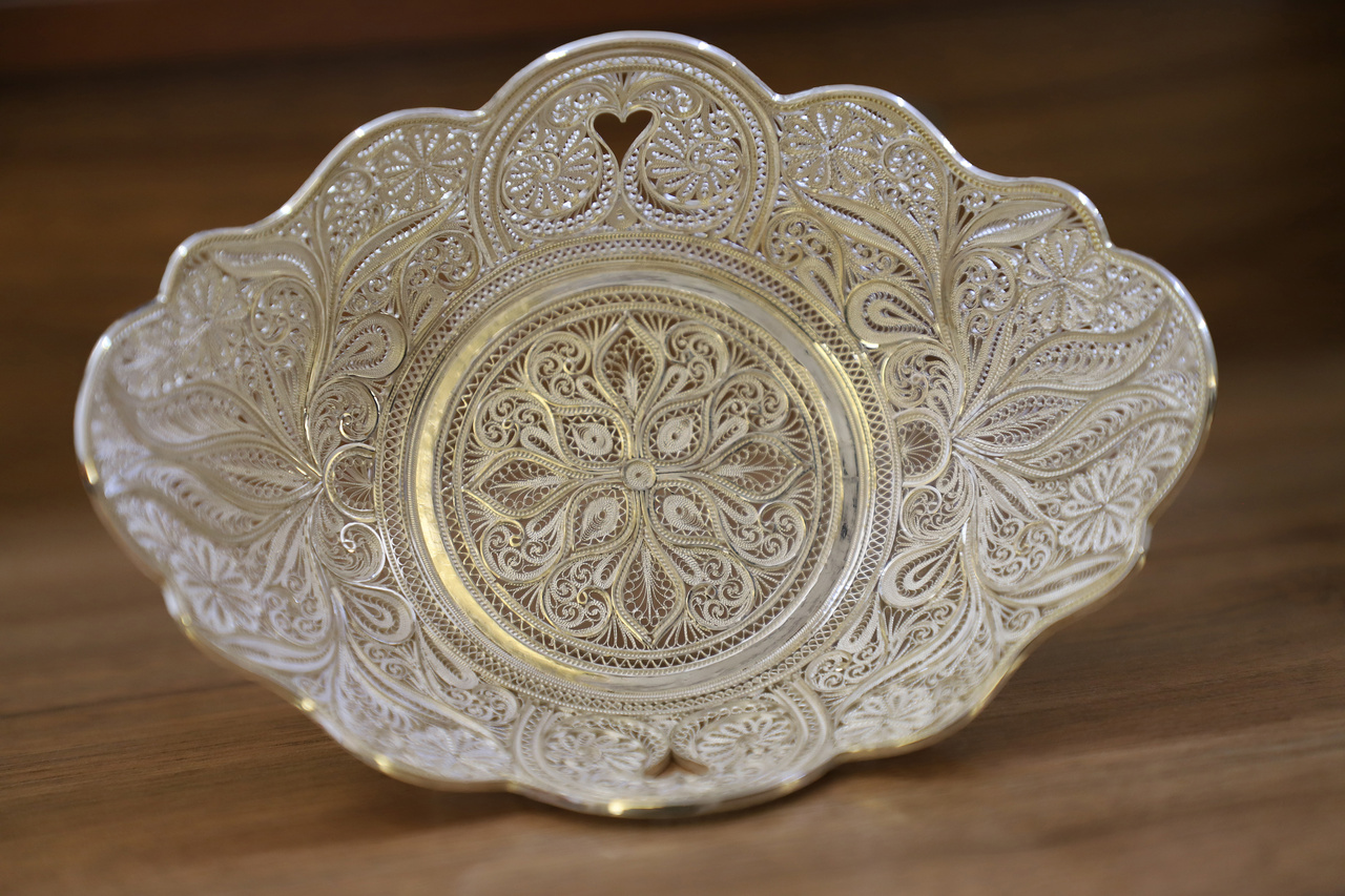 از صدور ۸۸۴ پروانه در حوزه صنایعدستی تا دریافت ۲۵ مهر اصالت ملی توسط صنعتگران زنجانی