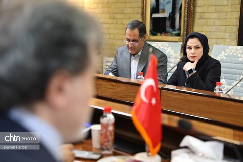 دیدار سفیر ترکیه با معاون صنایع دستی کشور