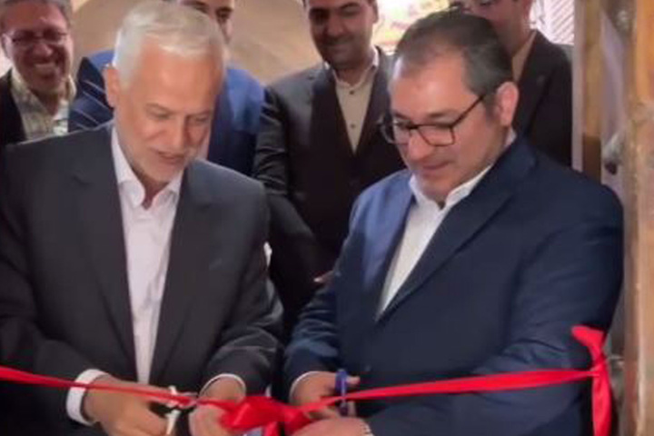 افتتاح نمایشگاه اصفهان به روایت سفرنامه ناصرخسرو افتتاح نمایشگاه اصفهان به روایت سفرنامه ناصرخسرو