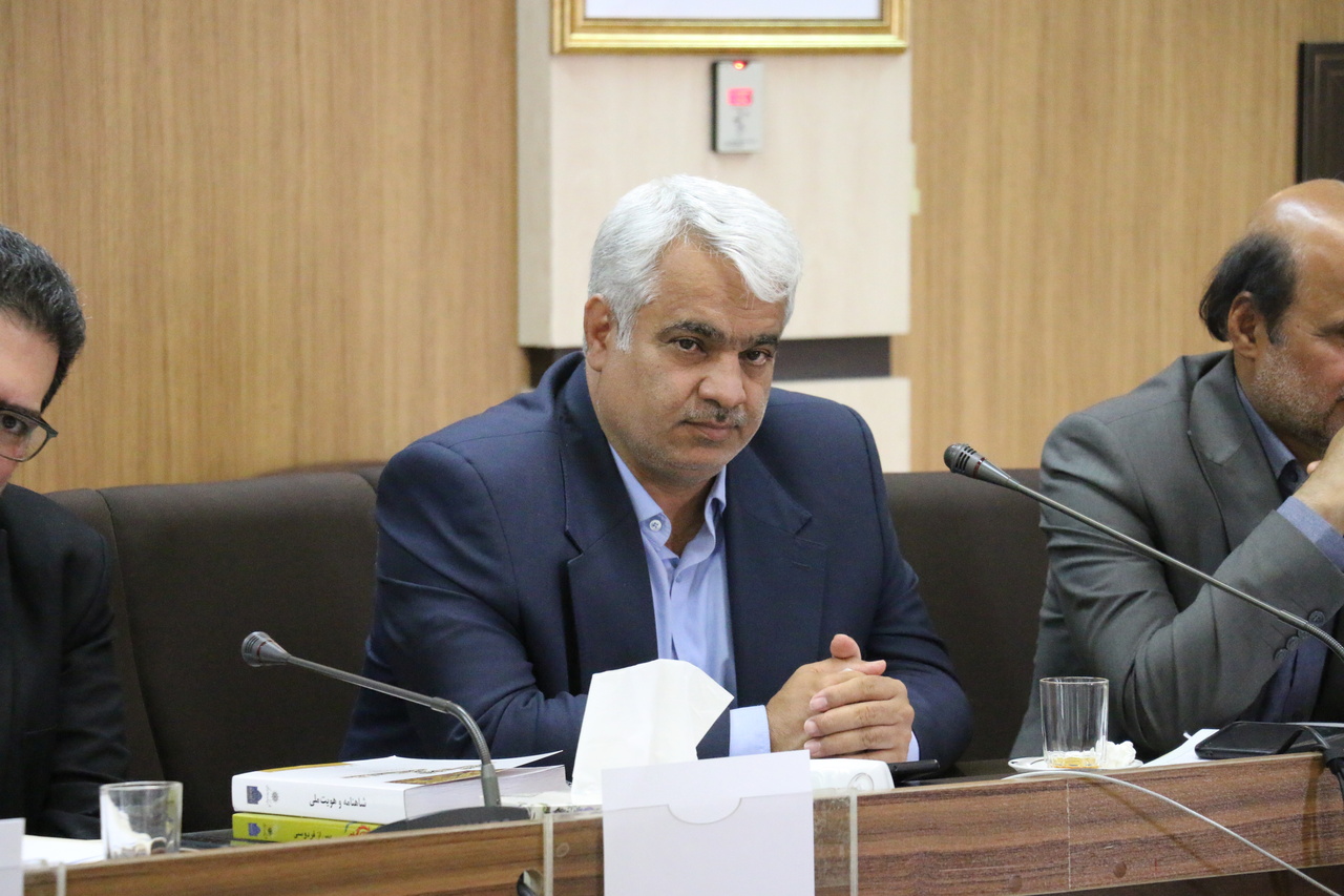 دانشگاه فردوسی مانند نخ تسبیحی برای شاهنامه پژوهان است/ مشارکت تمامی دستگاه ها برای بزرگداشت این شاعر ایرانی