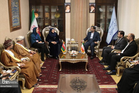 توسعه گردشگری ایران و عمان باعث تقویت روابط اجتماعی مردم دو کشور میشود/ سیاست دولت سیزدهم توسعه گردشگری است/ استقبال از پیشنهاد برگزاری نمایشگاههای مشترک صنایعدستی توسعه گردشگری ایران و عمان باعث تقویت روابط اجتماعی مردم دو کشور میشود/ سیاست دولت سیزدهم توسعه گردشگری است/ استقبال از پیشنهاد برگزاری نمایشگاههای مشترک صنایعدستی