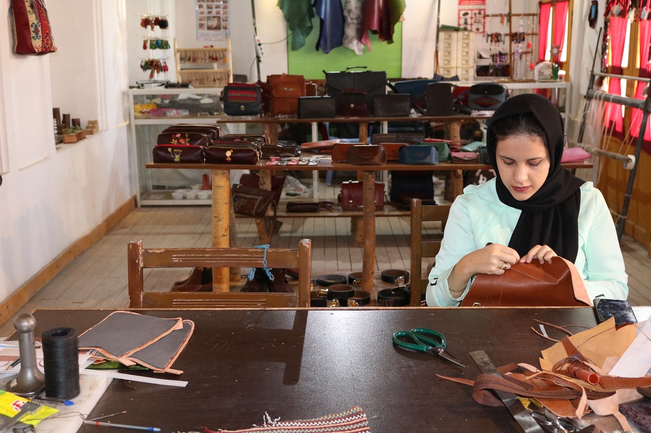 درجه‌بندی و ارزیابی فنی کارگاه‌های صنایع‌دستی خراسان شمالی انجام شد
