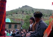 مراسم آیینی سنتی کومسای در منطقه جهانی هورامان کردستان برگزار می‌شود