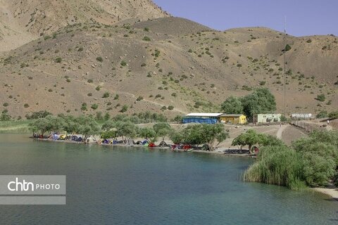 نمایی زیبا از دریاچه فیروزه ای گهر  لرستان