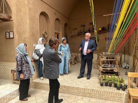 بازدید اساتید برجسته دانشگاه فردوسی مشهد از جاذبه های گردشگری شهرستان اردکان