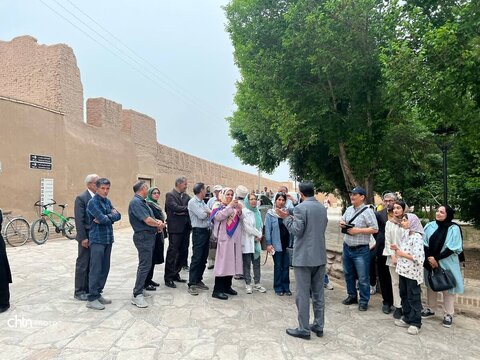 بازدید اساتید برجسته دانشگاه فردوسی مشهد از جاذبه های گردشگری شهرستان اردکان