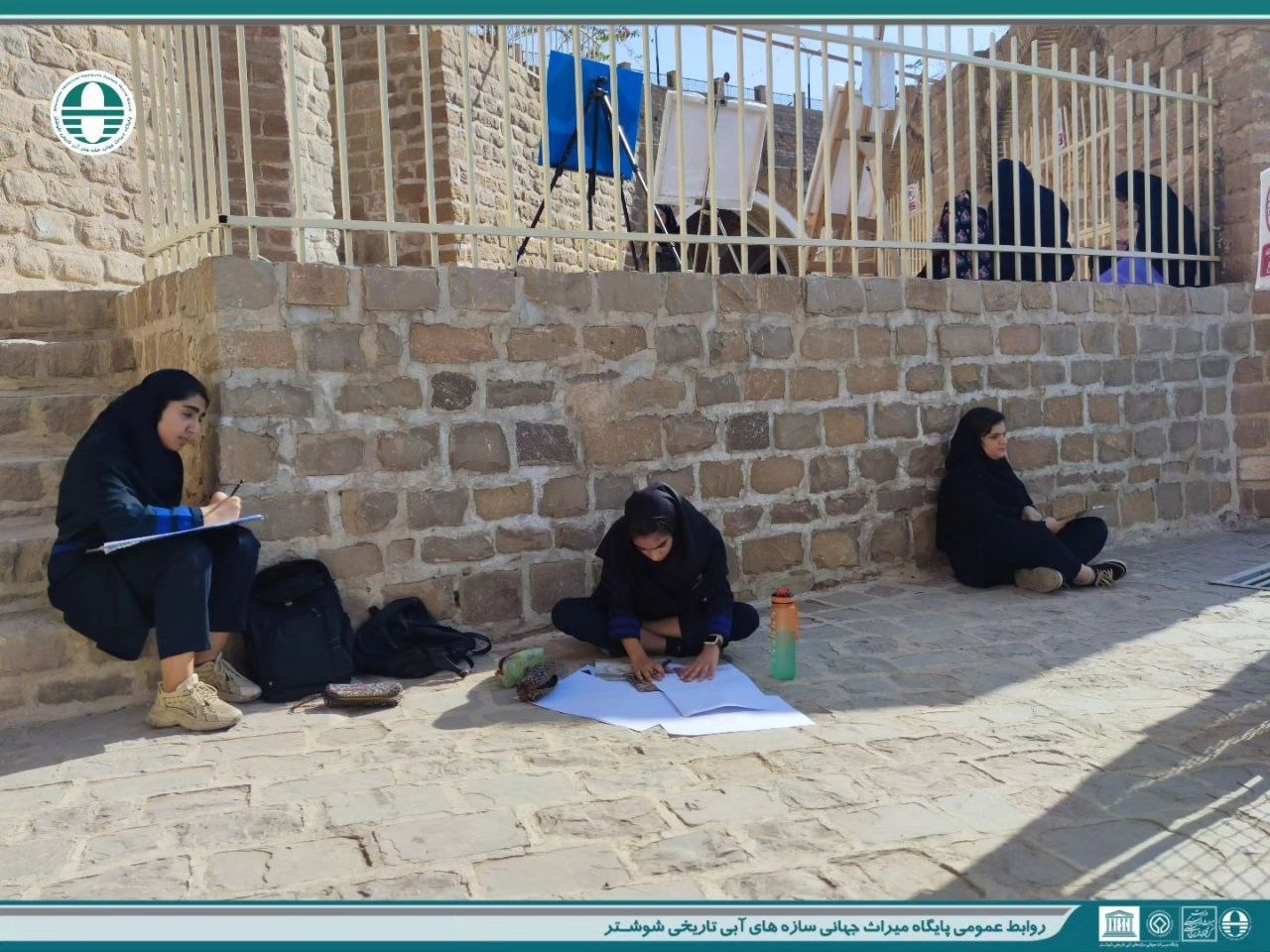 ترسیم زیباییهای آسیابها و آبشارهای شوشتر توسط دختران دانشآموز