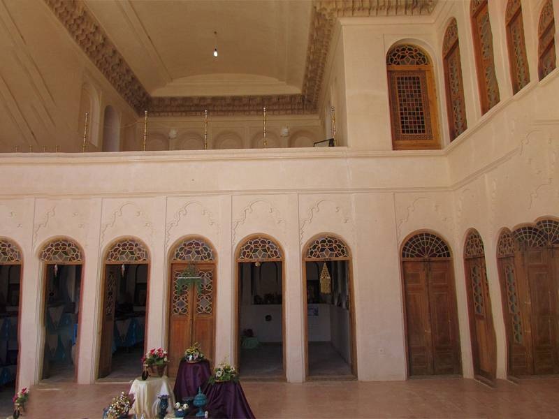 بادگیر دوطرفه خانه آقازاده ابرکوه در جهان منحصربهفرد است