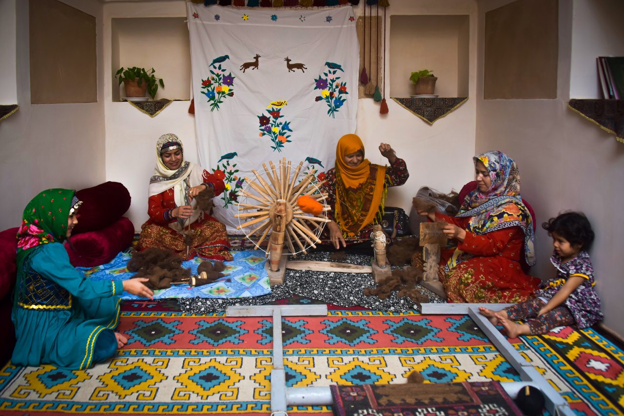 گِرد گَردون، برشی از صنایعدستی بشرویه خراسان جنوبی