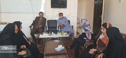 نشست هم‌اندیشی مربیان صنایع‌دستی هیرمند سیستان و بلوچستان برگزار شد 