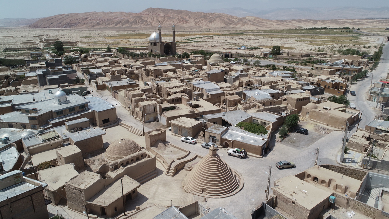 نقش روستاهای گردشگری در توسعه اشتغال روستایی/۱