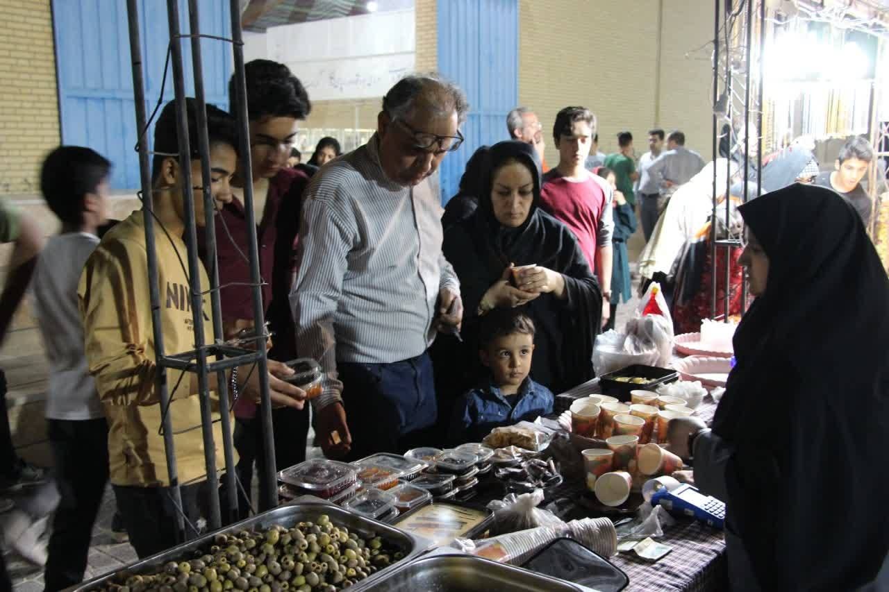دومین جشنواره بین‌المللی کبوتر نوک قنار اصیل ایرانی در شهرستان اردکان برگزار شد
