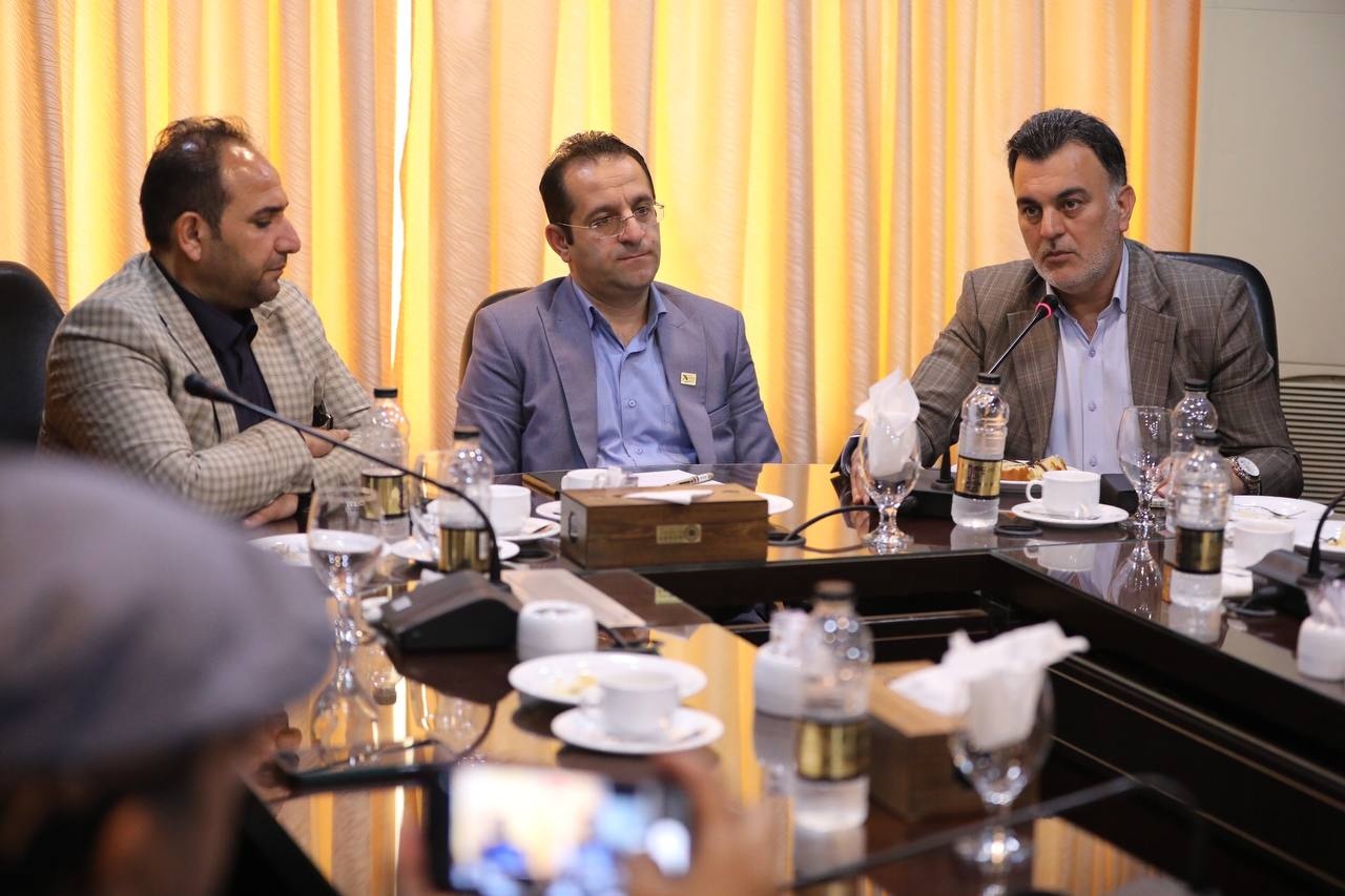 اینفلوئنسرهای طرح «سلام ایران» به خوزستان میآیند/ لزوم استفاده از توان ذینفعان صنعت گردشگری برای توسعه گردشگری خارجی