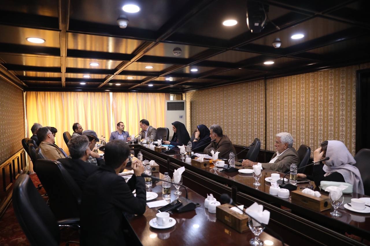 اینفلوئنسرهای طرح «سلام ایران» به خوزستان میآیند/ لزوم استفاده از توان ذینفعان صنعت گردشگری برای توسعه گردشگری خارجی