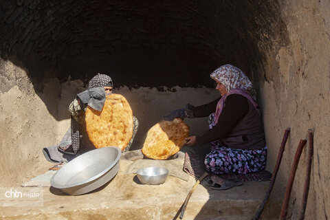 نان تافتون سیستان معروف به نان رستم