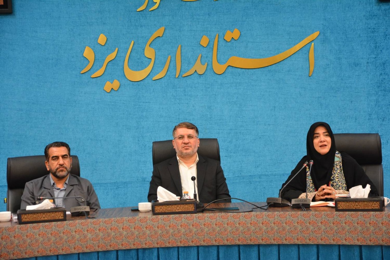 رفع تعهد ارزی از صادرات صنایعدستی در کشور/ تحقق شعار سال با مشارکت مردم در تولید پررونق صنایعدستی