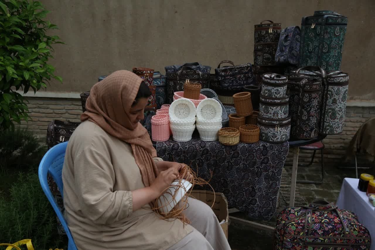 برگزاری نمایشگاه صنایع‌دستی و سوغات به‌مناسبت هفته میراث‌فرهنگی در گرگان