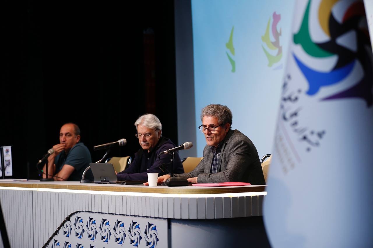 بررسی نقش پژوهش در سینمای مردمشناسی ایران در جشنواره ملی فیلم اقوام ایرانی