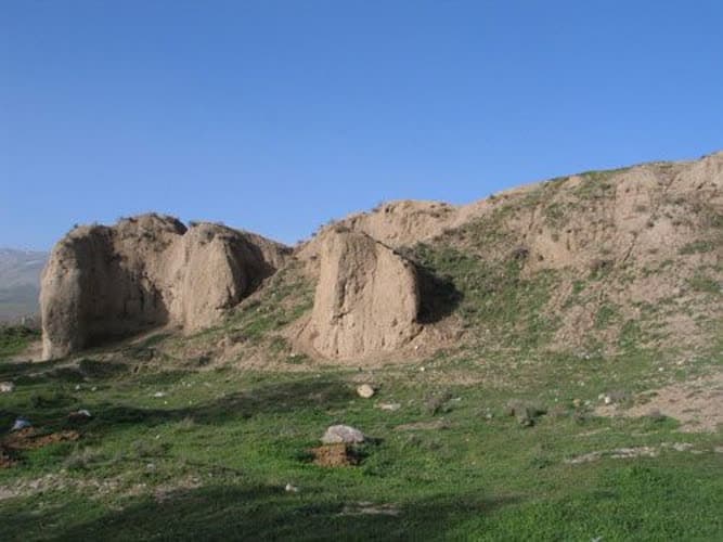 دستگیری حفاران غیرمجاز در شهرستان نهاوند